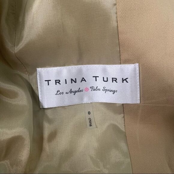 Trina Turk trench coat - Picture 7 of 11